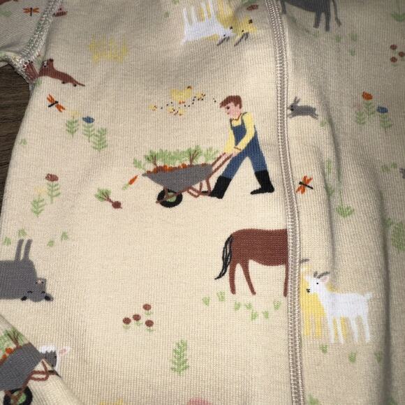 Hanna Andersson Farm Sleeper - Picture 2 of 3